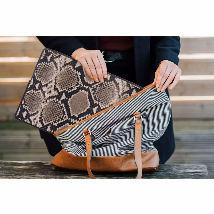 housse pour ordinateur portable - Imprimé serpent - Python - Marron — 4