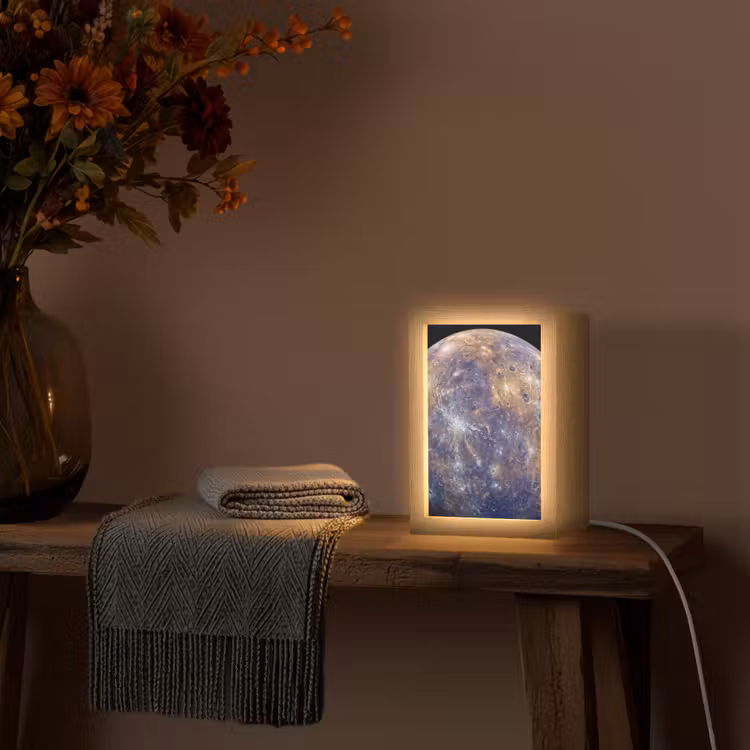 Lampe de table - Planète - Cratères - Espace — 3