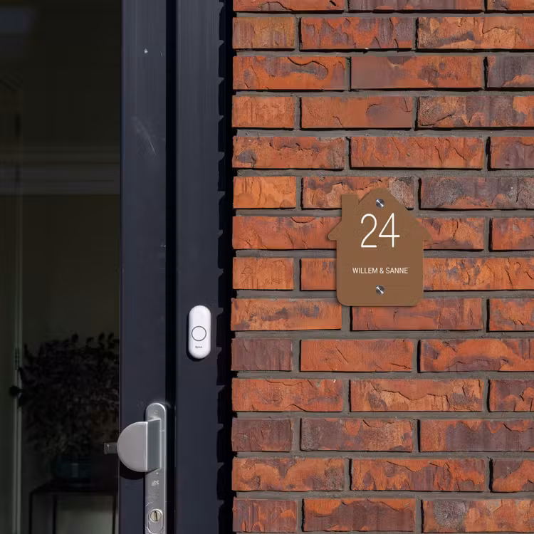Plaque nominative - maison Marron - Classique — 3