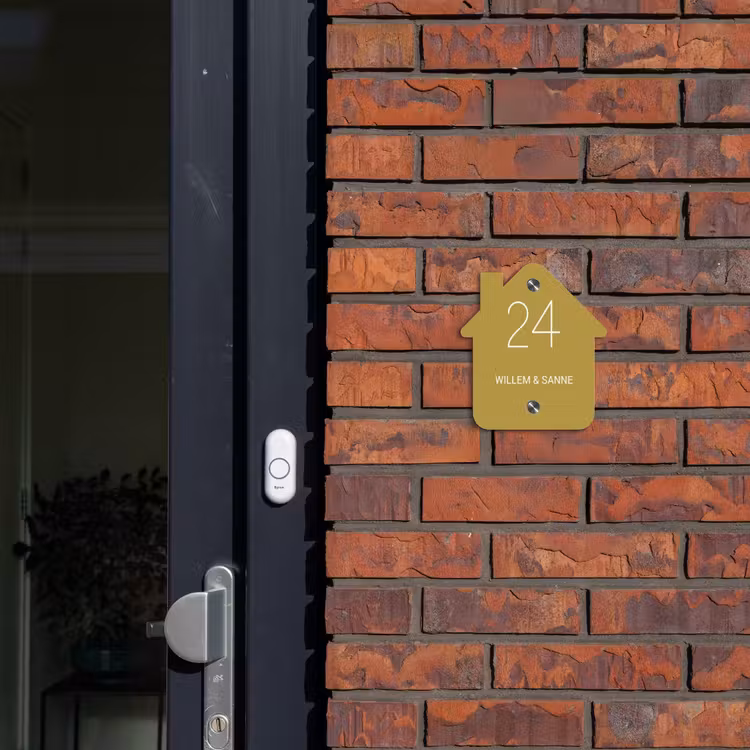 Plaque nominative - maison Jaune ocre - Classique — 3
