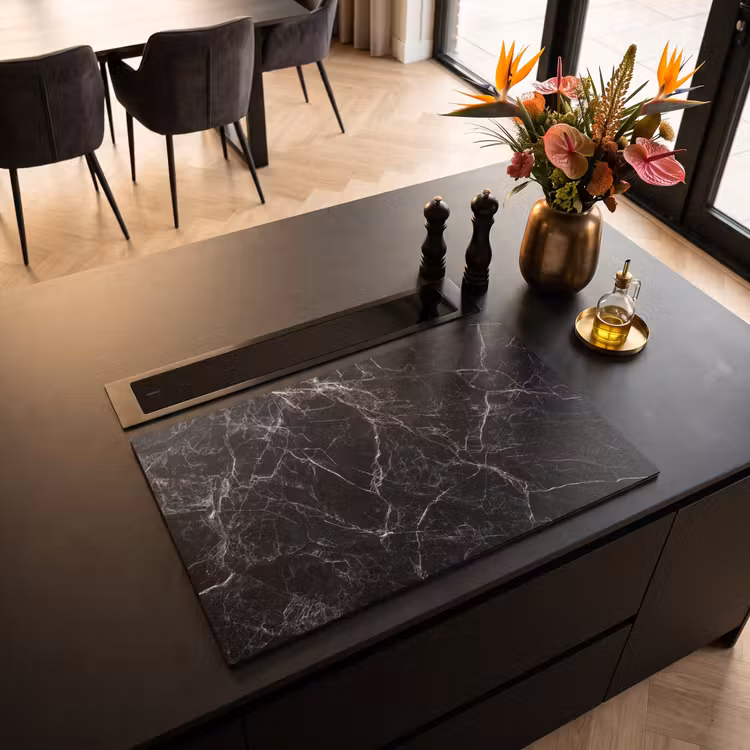 Protection plaque induction - Éclair par Black Marble — 2